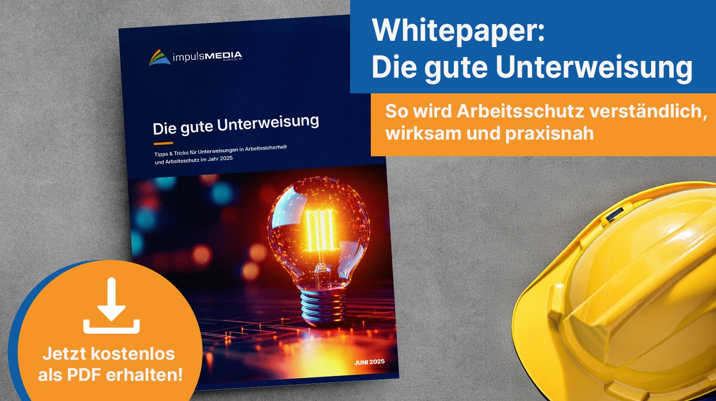 ein Heft mit dem Titel "Die gute Unterweisung" neben einem gelben Sicherheitshelm